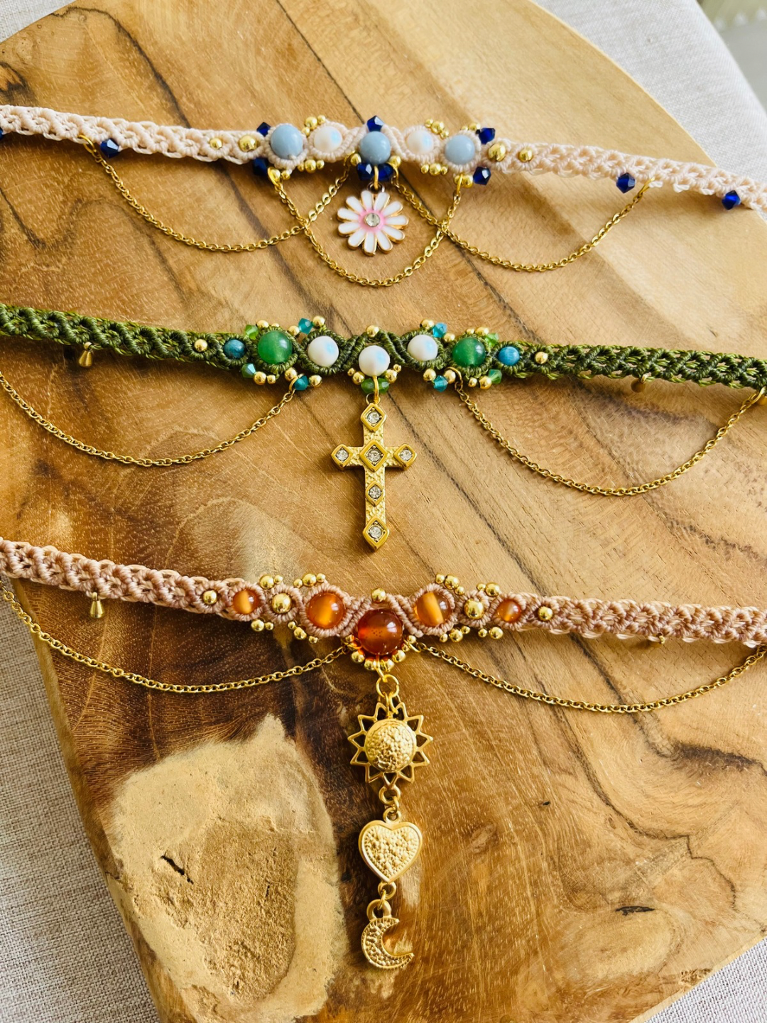 Colliers Ras-de-cou chokers en micro-macramé Willow